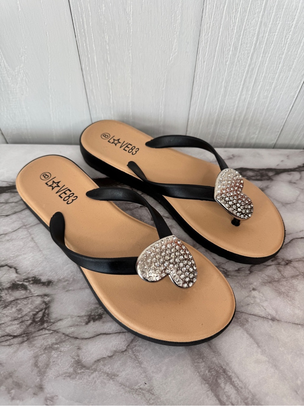 Love83 Sparkling Crystal Heart Thong Sandals Black Y2K Summer Slides